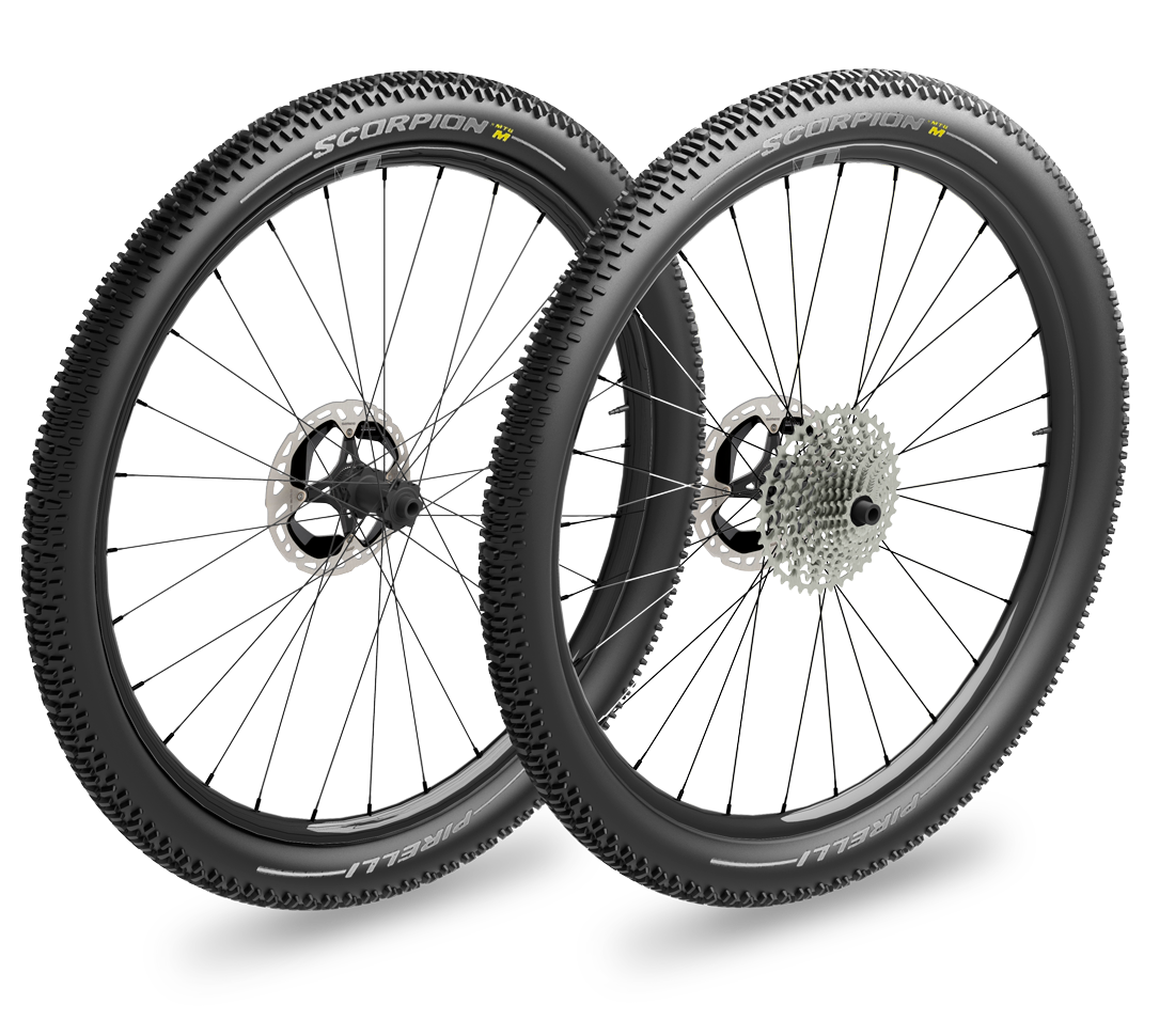 Cadre de vélo en titane avec tube de direction conique, pattes de Cadre de vélo en titane avec tube de direction conique, pattes de